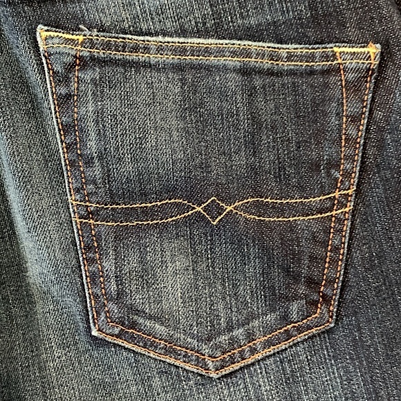 Lucky Brand 221 Button Fly Slim Straight Jean - Picture 10 of 14